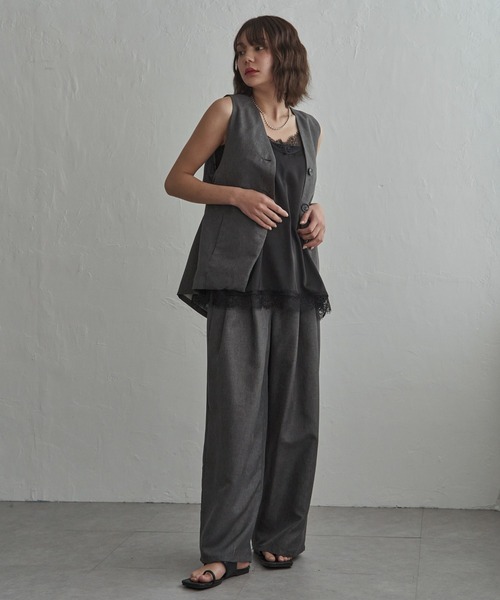 notch.(ノッチ)の「サイドスリットレースサテンキャミ(キャミソール・レディース・オフホワイト/ブラック・M)」の21枚目の写真