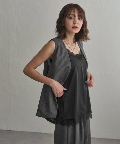 notch.(ノッチ)の「サイドスリットレースサテンキャミ(キャミソール・レディース・オフホワイト/ブラック・M)」の13枚目の写真