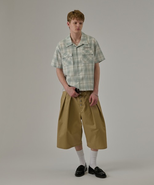 kutir（クティール）の「2TUCK CHINO JORTS／2タックチノジョーツ（その他パンツ・メンズ・オフホワイト/ブラック/カーキ/ベージュ・LARGE/MEDIUM/SMALL）」の5枚目の写真