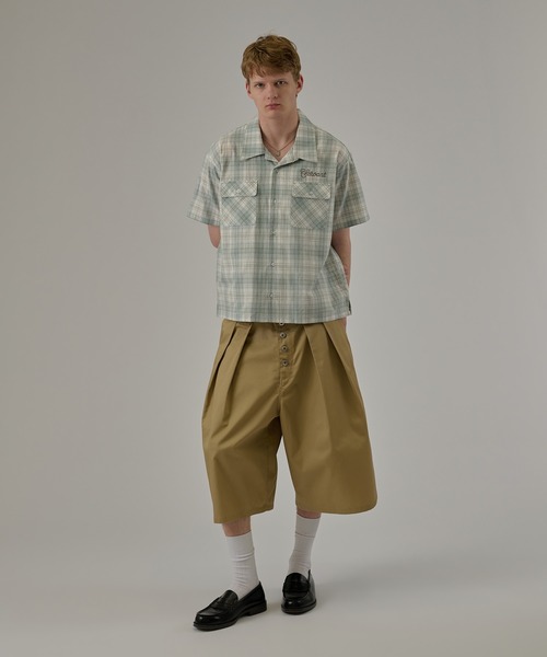 kutir（クティール）の「2TUCK CHINO JORTS／2タックチノジョーツ（その他パンツ・メンズ・オフホワイト/ブラック/カーキ/ベージュ・LARGE/MEDIUM/SMALL）」の7枚目の写真