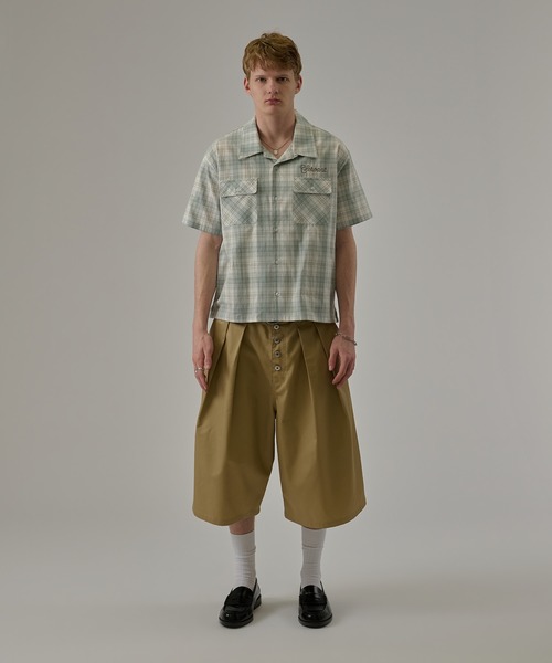 kutir（クティール）の「2TUCK CHINO JORTS／2タックチノジョーツ（その他パンツ・メンズ・オフホワイト/ブラック/カーキ/ベージュ・LARGE/MEDIUM/SMALL）」の10枚目の写真