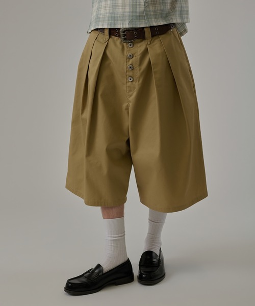 kutir（クティール）の「2TUCK CHINO JORTS／2タックチノジョーツ（その他パンツ・メンズ・オフホワイト/ブラック/カーキ/ベージュ・LARGE/MEDIUM/SMALL）」の13枚目の写真