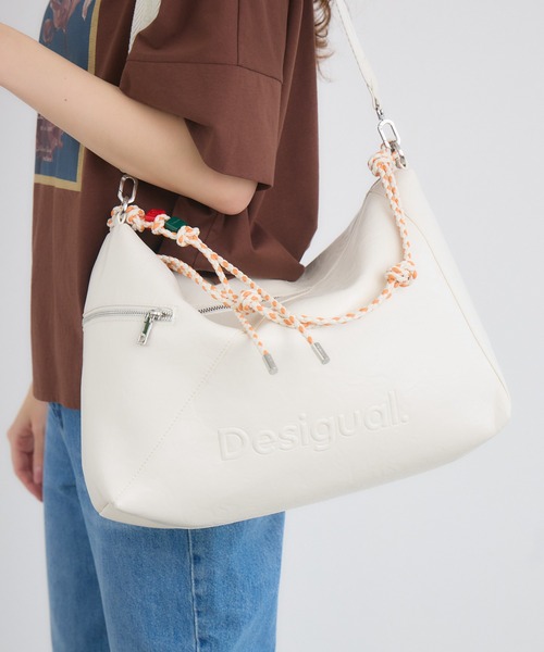 KATHARINE ROSS（キャサリンロス）の「【Desigual/デシグアル】ハーフロゴショルダーバッグ  M（ショルダーバッグ・レディース・ブラック/ホワイト・MEDIUM）」の13枚目の写真
