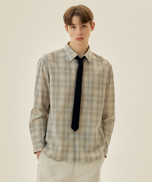 MINDBRIDGE（マインドブリッジ）の「[COUTURE]オンブレチェックオーバーサイズシャツ - 2カラー（シャツ/ブラウス・メンズ・ブルー/ベージュ・95/100/105/110）」の5枚目の写真