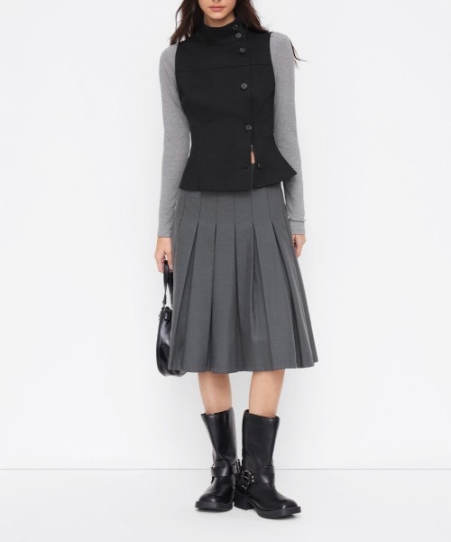 UP START(アップスタート)の「【LAMPOON】ボタンハイネックノースリーブ(その他トップス・レディース・ブラック・MEDIUM/SMALL/LARGE)」の10枚目の写真
