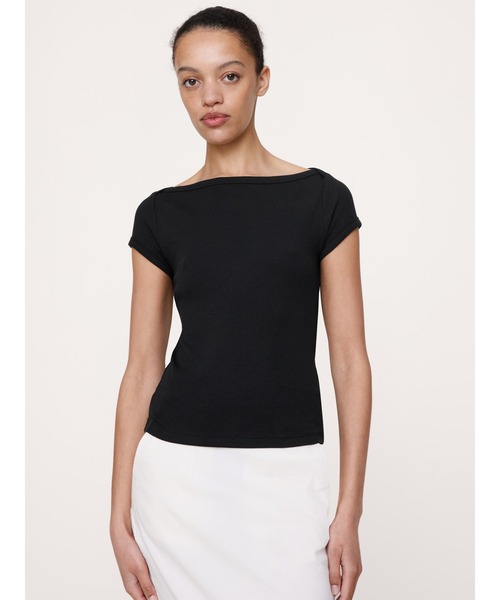 Banana Republic（バナナリパブリック）の「リブ ボートネック トップス（Tシャツ/カットソー・レディース・ブラック/ブラック系その他/ホワイト/ブラウン・M/S/XS/L）」の3枚目の写真