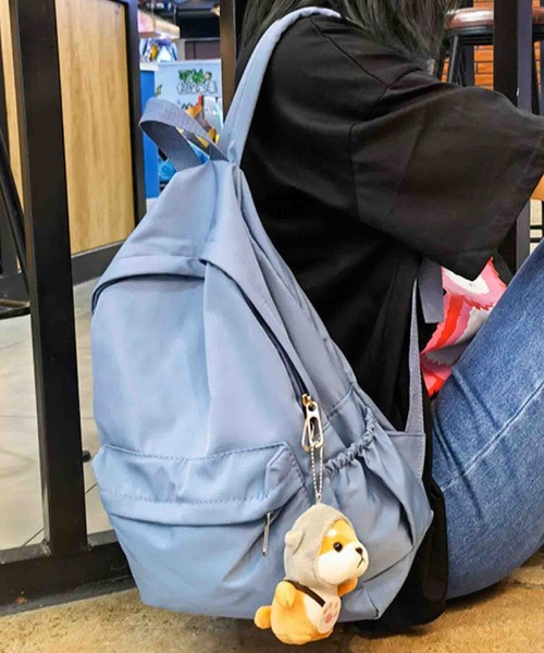 VIBGYOR(ヴィブジョー)の「FReePLACe/推し カラーリュックサック X12828(バックパック/リュック・レディース・ホワイト/ブルー/ピンク/イエロー/オレンジ/ライトグリーン/グリーン/パープル/ライトブルー/ブラック・FREE)」の5枚目の写真