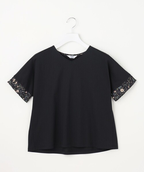 J.PRESS Ladies（J.プレス レディス）の「【一枚で着映え】LIBERTYコンビ 袖デザイン カットソー（Tシャツ/カットソー・レディース・ベージュ系・SMALL）」の8枚目の写真