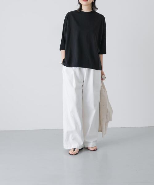 かぐれ(カグレ)の「ワイド6分袖プルオーバー(Tシャツ/カットソー・レディース・スミクロ/グレー系その他/オフホワイト・FREE)」の4枚目の写真