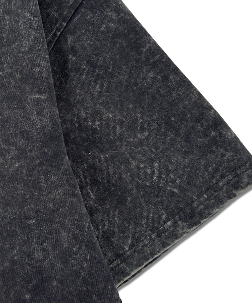 ANNOYED(アノイド)の「スノーウォッシンググラフィック半袖 LQ2TU308_CHARCOAL(Tシャツ/カットソー・メンズ・その他・95/100/105)」の4枚目の写真