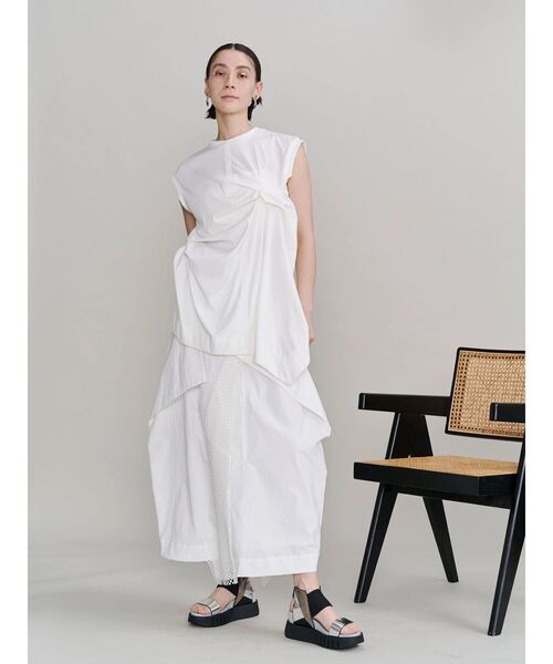 UN3D.（アンスリード）の「TUCK DRAPE SLEEVELESS TOP / タックドレープスリーブレストップ（Tシャツ/カットソー・レディース・ホワイト/ブラック・FREE）」の7枚目の写真