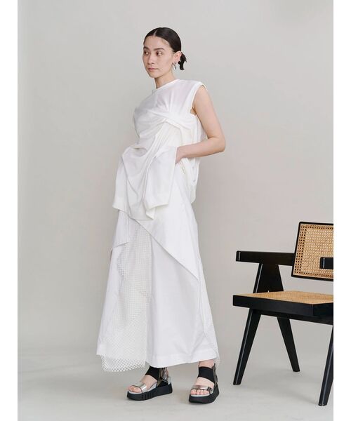 UN3D.（アンスリード）の「TUCK DRAPE SLEEVELESS TOP / タックドレープスリーブレストップ（Tシャツ/カットソー・レディース・ホワイト/ブラック・FREE）」の8枚目の写真