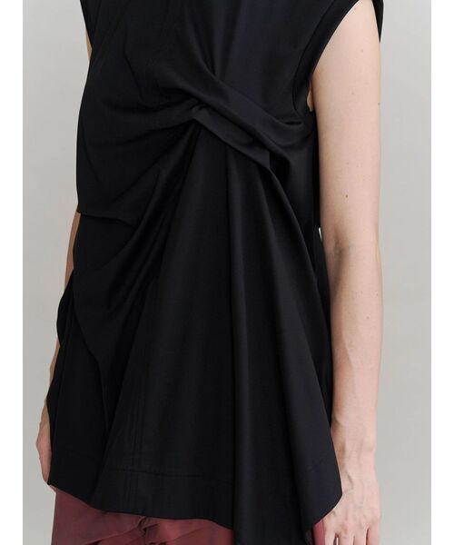 UN3D.（アンスリード）の「TUCK DRAPE SLEEVELESS TOP / タックドレープスリーブレストップ（Tシャツ/カットソー・レディース・ホワイト/ブラック・FREE）」の14枚目の写真
