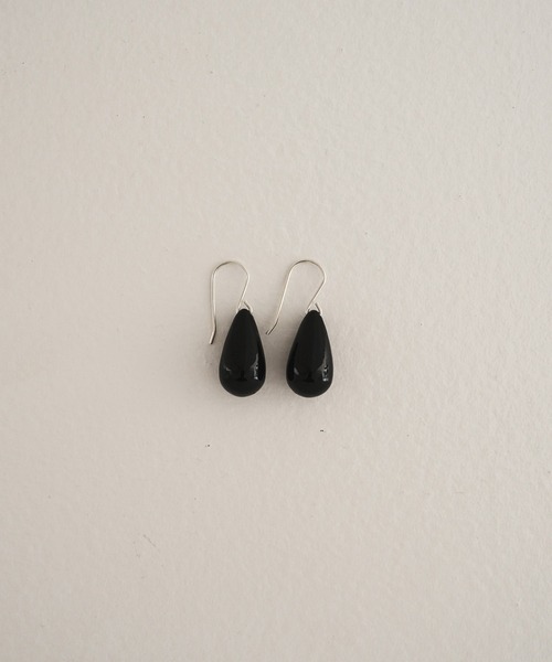 anuke(アンヌーク)の「Black Drop Pierce(ピアス(両耳用)・レディース・ブラック・FREE)」の3枚目の写真