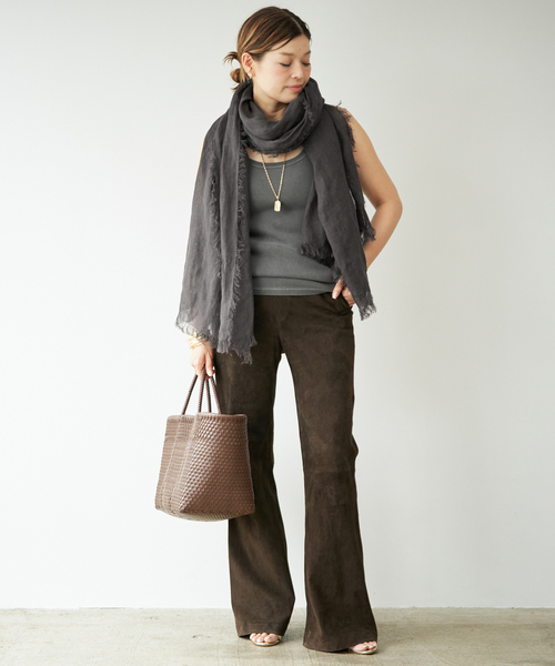 Deuxieme Classe(ドゥーズィエムクラス)の「【ASAUCE MELER/アソースメレ】110x210 LINEN STOLE(ストール/ショール・レディース・チャコールグレー/ベージュ・FREE)」の3枚目の写真