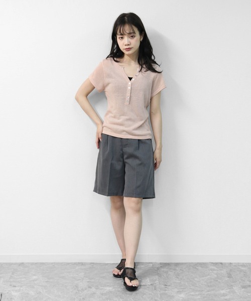 THE CELL.(ザセルドット)の「WEB限定商品 キーネックヘンリー フレンチスリーブニット KEYNECK HENLEY FRENCH SLEEVE KNIT(ニット/セーター・レディース・ピンク/オフホワイト/ブラック・FREE)」の18枚目の写真