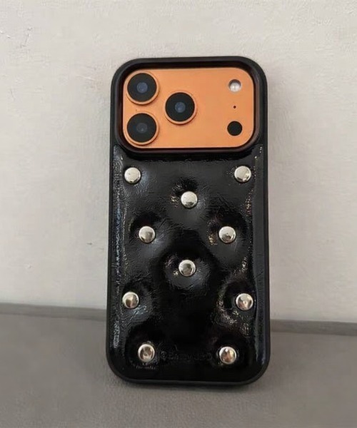 VALENTINO GARAVANI ストーン装飾 iPhone13proケース メタリック クッション スタッズ ケース iPhone ケース 13/14.16.17.17
