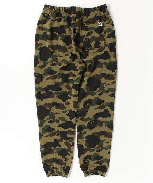 A BATHING APE(アベイシングエイプ)の「1ST CAMO APE HEAD ONE POINT SWEAT PANTS(スウェットパンツ・レディース・グリーン/ピンク・SMALL)」の9枚目の写真