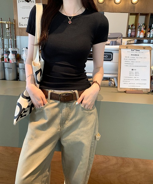 meJane(ミージェーン)の「バックオープン ボタンディテール リブテレコTシャツ(Tシャツ/カットソー・レディース・ホワイト/ブラック・FREE)」の6枚目の写真