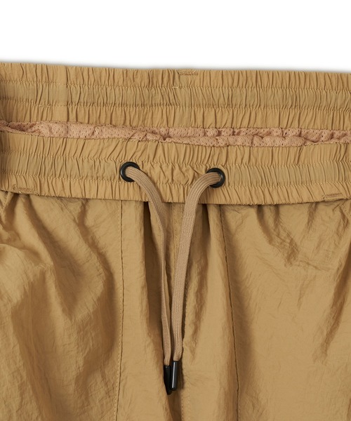 Pacific GOLF CLUB(パシフィックゴルフクラブ)の「NYLON SHORT PANTS(その他パンツ・レディース・オリーブ/ベージュ・M/L)」の5枚目の写真