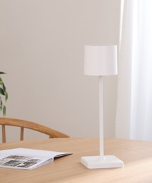 emesuelee（エメスーリー）の「シンプルテーブルランプ LED（照明）」