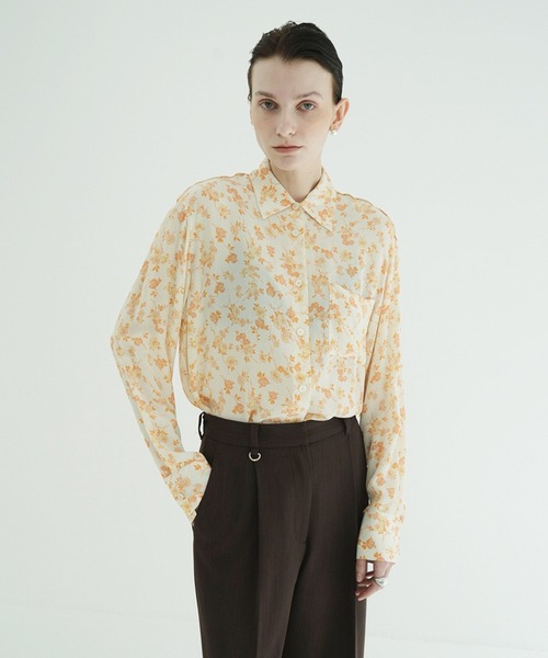 CLANE(クラネ)の「MABEL FLOWER SHIRT(シャツ/ブラウス・レディース・オレンジ/ブラック・2/1)」の9枚目の写真