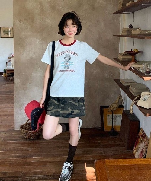 SHEPP(シープ)の「ドッグプリント バイカラーリンガー半袖Tシャツ トイプードル(Tシャツ/カットソー・レディース・ホワイト・L/M)」の3枚目の写真