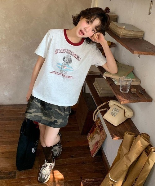 SHEPP(シープ)の「ドッグプリント バイカラーリンガー半袖Tシャツ トイプードル(Tシャツ/カットソー・レディース・ホワイト・L/M)」の4枚目の写真