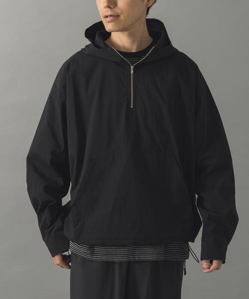ITEMS URBANRESEARCH（アイテムズ アーバンリサーチ）の「タイプライターアノラックフーディアウター（その他アウター・メンズ・ベージュ/ブラック・MEDIUM/LARGE）」の2枚目の写真