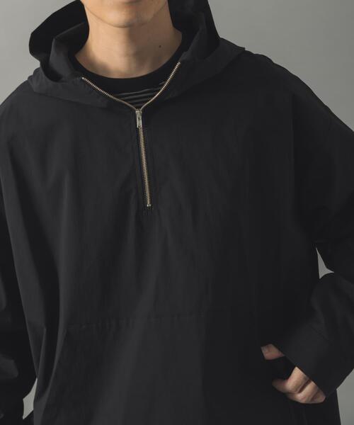 ITEMS URBANRESEARCH（アイテムズ アーバンリサーチ）の「タイプライターアノラックフーディアウター（その他アウター・メンズ・ベージュ/ブラック・MEDIUM/LARGE）」の3枚目の写真