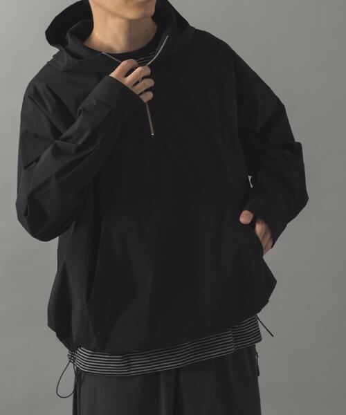 ITEMS URBANRESEARCH（アイテムズ アーバンリサーチ）の「タイプライターアノラックフーディアウター（その他アウター・メンズ・ベージュ/ブラック・MEDIUM/LARGE）」の6枚目の写真