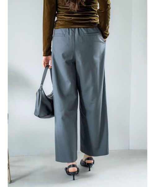 Ungrid(アングリッド)の「ウエストデザインボリュームパンツ(その他パンツ・レディース・チャコールグレー/ベージュ・SMALL/MEDIUM)」の13枚目の写真