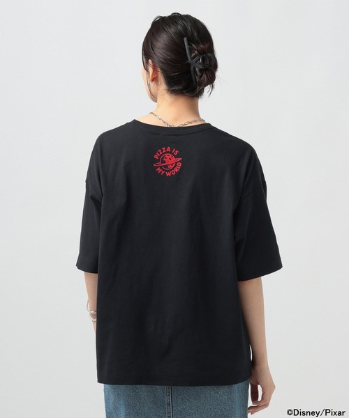 BAYFLOW(ベイフロー)の「TOY STORY(トイ・ストーリー)/ピザブラネットTシャツ(WOMEN)(Tシャツ/カットソー・レディース・オフホワイト/ブラック/グレイッシュベージュ・FREE)」の14枚目の写真