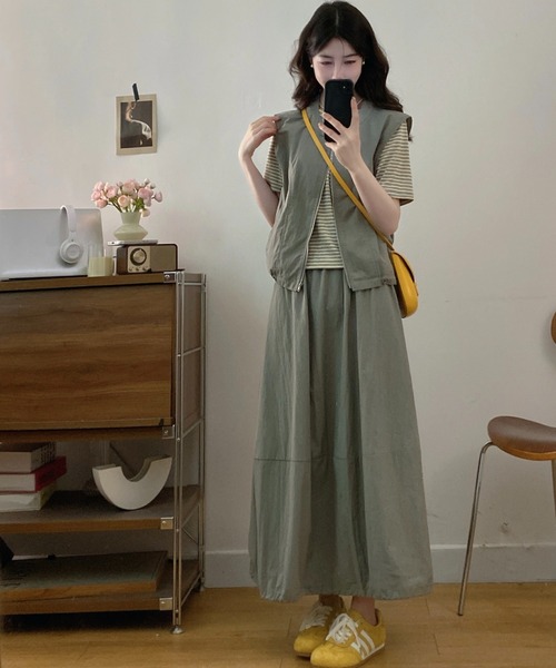 FAVORITO(ファヴォリート)の「ノースリーブトップススカートセットアップ(セットアップ・レディース・グレー・S/L/M)」の13枚目の写真