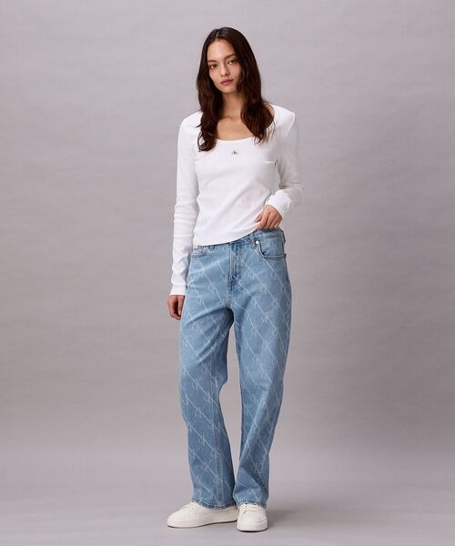 Calvin Klein(カルバン・クライン)の「ウーヴンレーベルロングスリーブリブTシャツ(Tシャツ/カットソー・レディース・ブラック/ホワイト・XS/S/M)」の6枚目の写真