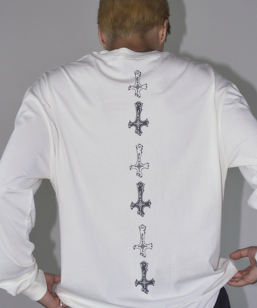 TRAVEL(トラベル)の「クロスポイントピグメントロングスリーブクリーム(Tシャツ/カットソー・メンズ・その他・SMALL/MEDIUM/LARGE)」の2枚目の写真