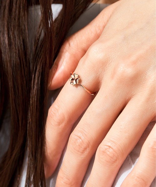 Jewel closet by L&Co.（ジュエルクローゼットバイエルアンドコー）の「K10 クローバー リング（YG・PG）（リング・レディース・ピンクゴールド/イエローゴールド・11号/9号/15号/13号）」の7枚目の写真