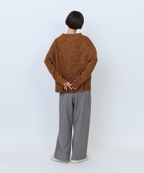LOISIR（ロワズィール）の「メリノウール撚り杢天竺プルオーバー（ニット/セーター・レディース・ベージュ系その他/ブラウン系その他/オレンジ系その他・FREE）」の9枚目の写真