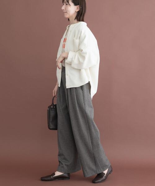 ITEMS URBANRESEARCH(アイテムズ アーバンリサーチ)の「コーデュロイポケットシャツ(シャツ/ブラウス・レディース・グリーン/ブラウン系その他/グレー/ホワイト系その他・FREE)」の16枚目の写真