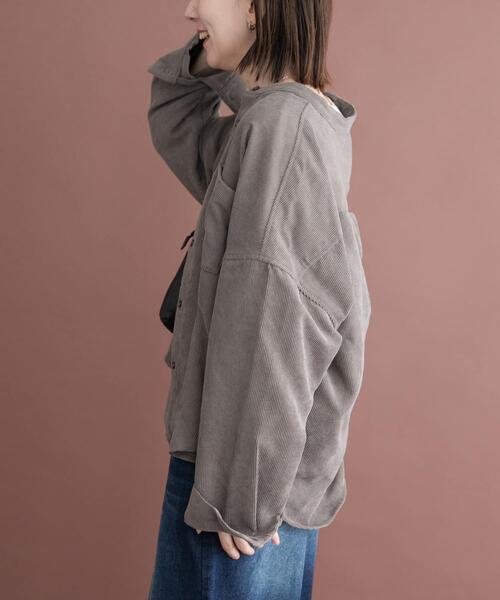 ITEMS URBANRESEARCH(アイテムズ アーバンリサーチ)の「コーデュロイポケットシャツ(シャツ/ブラウス・レディース・グリーン/ブラウン系その他/グレー/ホワイト系その他・FREE)」の22枚目の写真