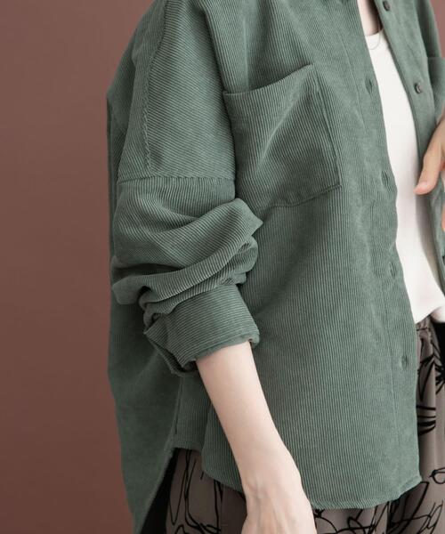 ITEMS URBANRESEARCH(アイテムズ アーバンリサーチ)の「コーデュロイポケットシャツ(シャツ/ブラウス・レディース・グリーン/ブラウン系その他/グレー/ホワイト系その他・FREE)」の7枚目の写真