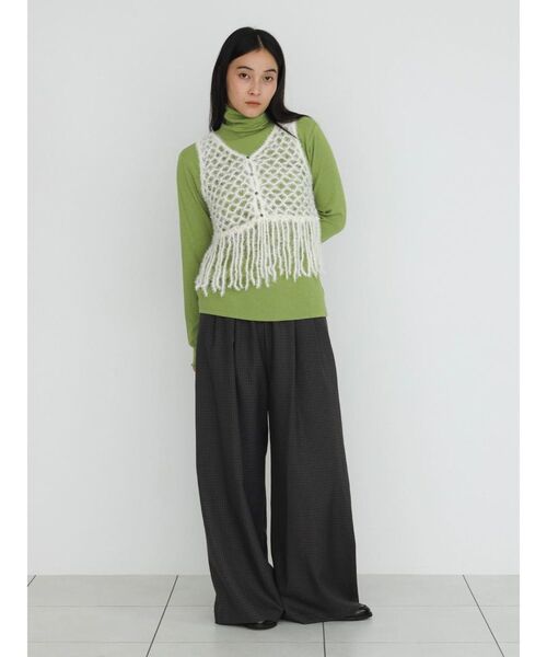 FIKA.(フィーカ)の「Shaggy mesh pearl vest(ベスト・レディース・オフホワイト/ブラック・MEDIUM)」の7枚目の写真