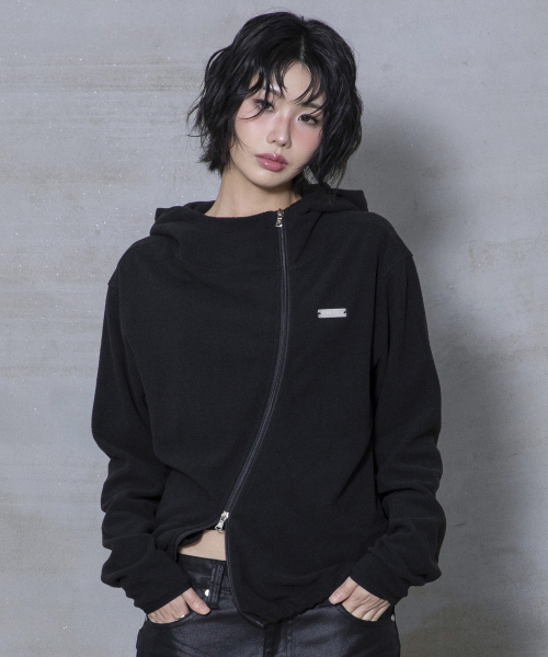XTONZ(エクストーンズ)の「XJ148 カーブドジッパー ライトボアジャケット フードジップアップ (BLACK)(その他アウター・レディース・その他・LARGE/MEDIUM)」の13枚目の写真