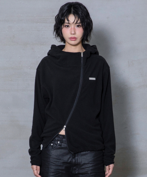 XTONZ(エクストーンズ)の「XJ148 カーブドジッパー ライトボアジャケット フードジップアップ (BLACK)(その他アウター・レディース・その他・LARGE/MEDIUM)」の11枚目の写真