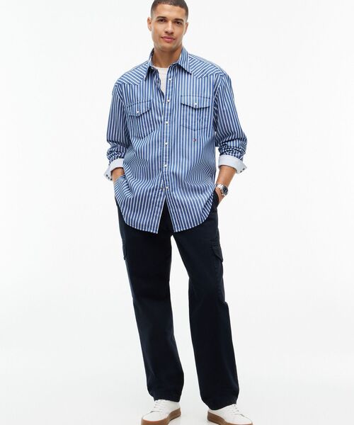 TOMMY HILFIGER(トミーヒルフィガー)の「インディゴストライプクレストウェスタンシャツ(シャツ/ブラウス・メンズ・グレー・SMALL/X-LARGE/LARGE/MEDIUM)」の2枚目の写真