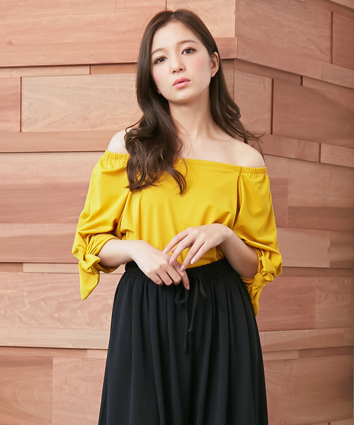 Ingni イング の 袖リボンオフショルダートップス レディース 17ss Tシャツ カットソー Wear Ingni イング の 袖リボンオフショルダートップス レディース 17ss Tシャツ カットソー Wear
