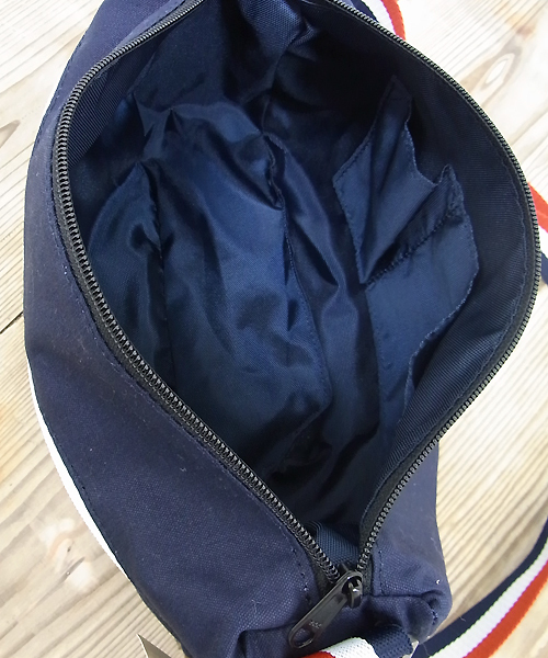 coen(コーエン)の「SUN DUCK(サンダック)ミニショルダーバッグ(ショルダーバッグ・メンズ・Navy/MD.Gray/DK.Grn/PINK/LIME/ナチュラル・FREE)」の7枚目の写真