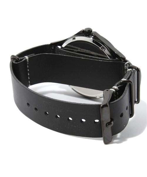 BEAUTY&YOUTH UNITED ARROWS（ビューティーアンドユースユナイテッドアローズ）の「BYW⊿ミリタリー LTR42mm ブラック（アナログ腕時計・メンズ・ブラック/ベージュ・フリー）」の6枚目の写真