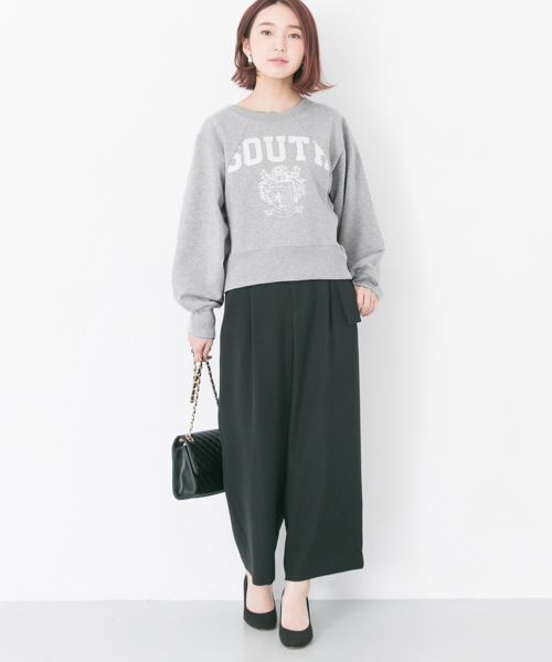 URBAN RESEARCH（アーバンリサーチ）の「カレッジロゴレースアップスウェット（スウェット・レディース・ネイビー/グレー・FREE）」の4枚目の写真