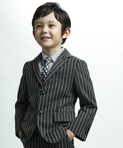 BeBe（ベベ）の「BeBe/ストライプテーラードジャケット（テーラードジャケット・キッズ・グレー・110/130/120）」の9枚目の写真
